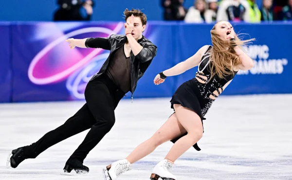 Čeští krasobruslaři čelí urážkám. Byla to AI patlanina, píší o nich zahraniční média