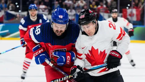 Vzdali se socialismu, proto neumí hokej. Jak Rusové komentují porážku Čechů s Kanadou