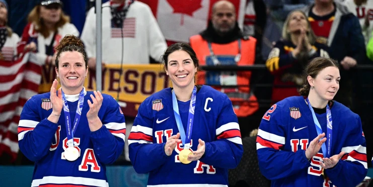 Trump se vysmíval americkým hokejistkám. Ty teď odmítly jeho pozvání do Kongresu