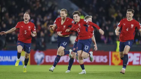 Česko jde na MS poprvé po dvaceti letech a v kapse může mít půl miliardy korun