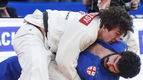 Zvykejte si na naše vítězství, vzkázal po pískotu gruzínských 'chuligánů' ruský komentátor