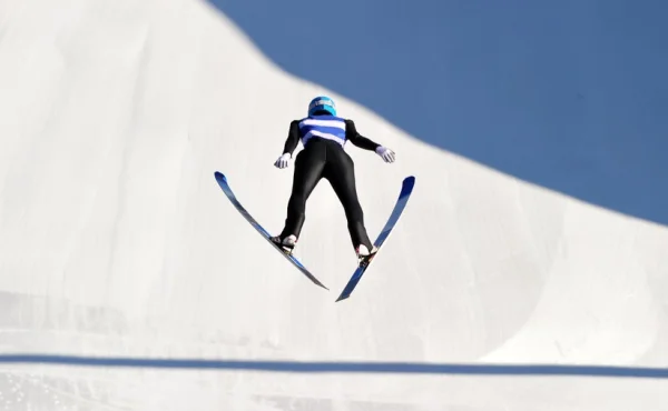 Kauza trenéra opilce pokračuje. Finové se na popud závodníků zbavili Slovince Medveda