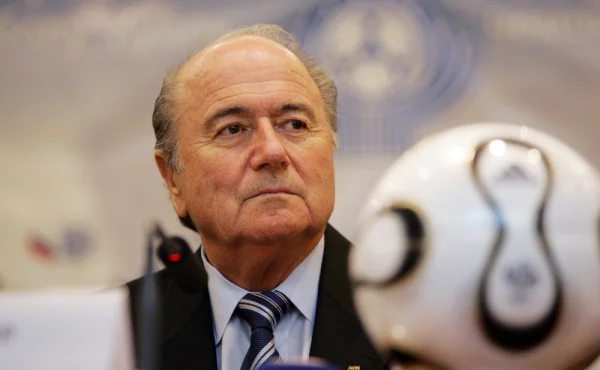 Kdo je šéfem FIFA? Infantino, nebo Trump? Sepp Blatter považuje losování MS za ostudu