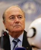 Kdo je šéfem FIFA? Infantino, nebo Trump? Sepp Blatter považuje losování MS za ostudu