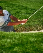 Autobusem přes poušť, tryskáčem přes Asii. Jak Rahm vysvobodil spoluhráče z válečné zóny