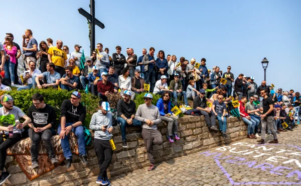 Kolem Flander zasáhla tragédie: Jeden závodník zemřel, další dva resuscitovali přímo na trati