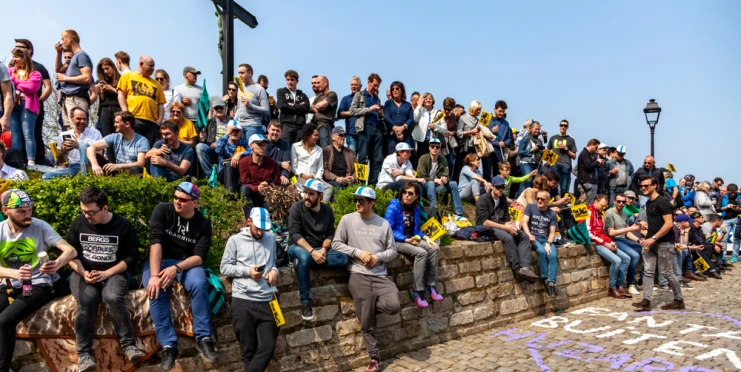 Kolem Flander zasáhla tragédie: Jeden závodník zemřel, další dva resuscitovali přímo na trati