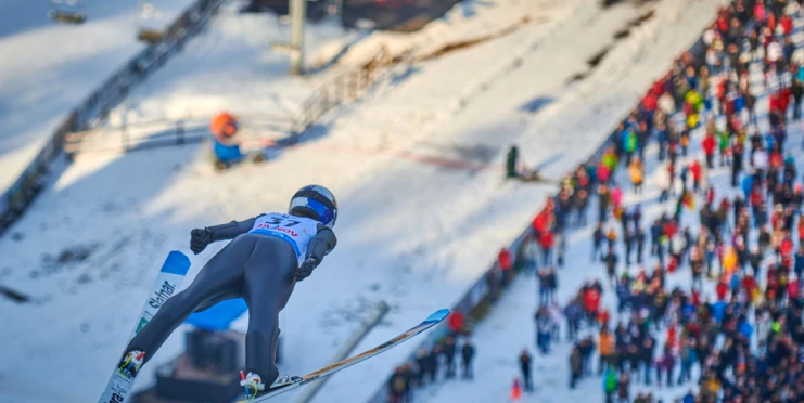 Když na velikosti záleží. Skokané na lyžích si prý pomáhají injekcemi do přirození