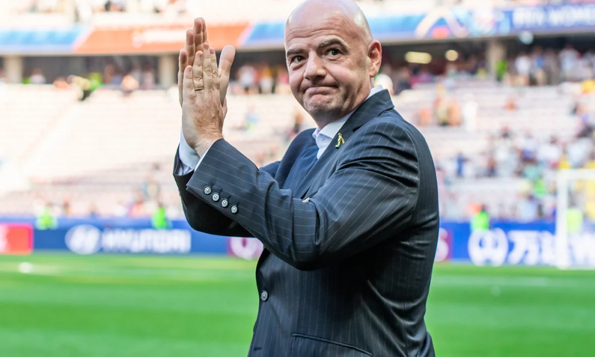 Etická komise FIFA řeší Infantina. Kvůli udělení mírové ceny Donaldu Trumpovi