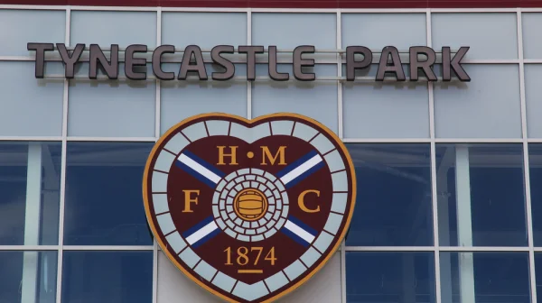 Skončí 41 let dlouhá dominance? Hearts mají nakročeno k senzaci