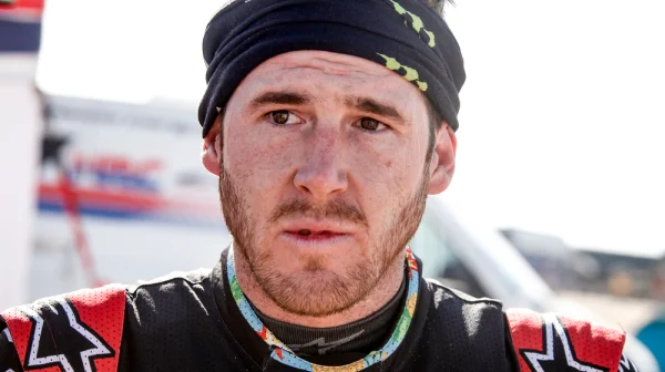 Prohrál Dakar o pouhé dvě vteřiny. Brabec se postaral o nepříjemný rekord