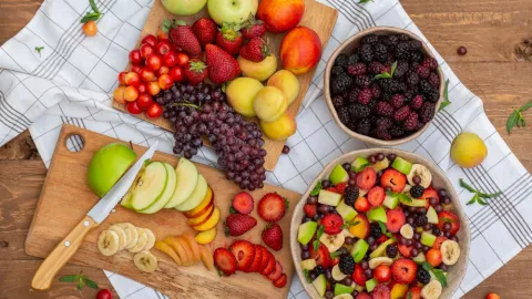 Tragédie na Bali: Jak extrémní fruitariánská dieta připravila 27letou dívku o život