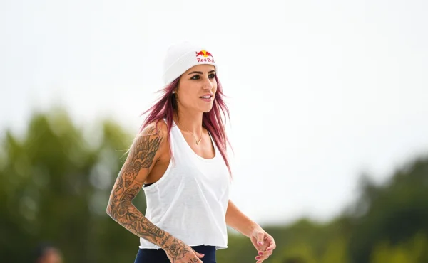 Další velké jméno pro OnlyFans. Brazilská skateboarďačka a olympionička