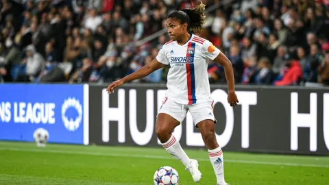 Ženský fotbal má novou rekordmanku. Američanka Macariová podepsala smlouvu za 8 milionů dolarů