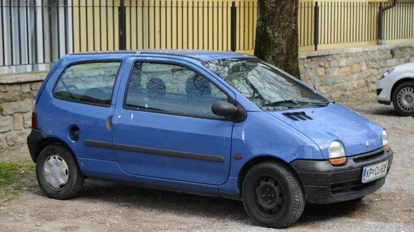 Když uskutečníte šílený nápad z hospody: Twingo pojede 24 hodin na Nürburgringu
