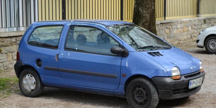 Když uskutečníte šílený nápad z hospody: Twingo pojede 24 hodin na Nürburgringu