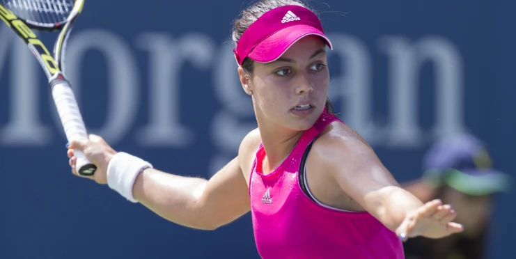 Vyfotila se nahoře bez, aby ukázala zrádnost australského slunce. Žádná legrace, říká spálená tenistka