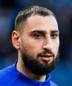 United řeší příchod Donnarummy. Klub by ale musel kvůli němu prodat až šest hráčů