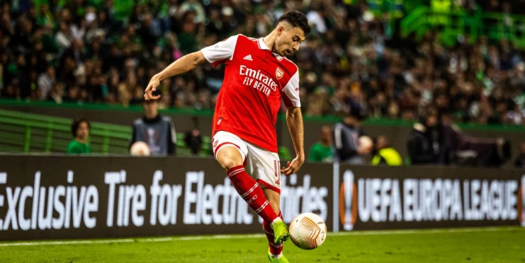 Omlouvám se, kaje se Martinelli. Zraněného protihráče surově odstrčil ze hřiště