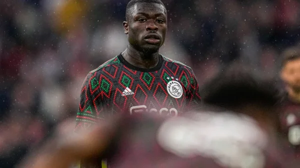 Fotbalista pod nátlakem gangu? Brobbeyho vydírali a postřelili mu kamaráda