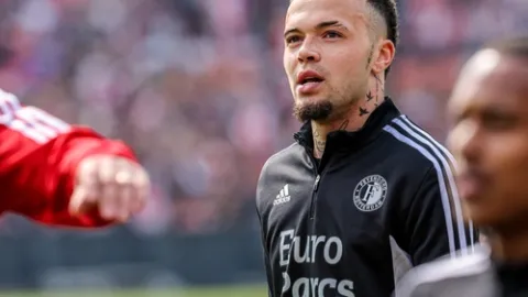 Až skončím s fotbalem, budu hrát šipky. Hvězda Premier League má o budoucnosti jasno