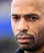 Henry v životní formě. Chystá se legendární fotbalista změnit disciplínu?