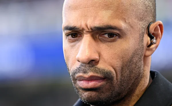 Henry v životní formě. Chystá se legendární fotbalista změnit disciplínu?