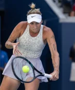 Snůška keců... Ne všichni věří verzi Markéty Vondroušové o psychickém stresu