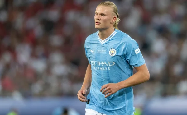 Jí jako medvěd! Erling Haaland odrovnal fanoušky večeří po zápase