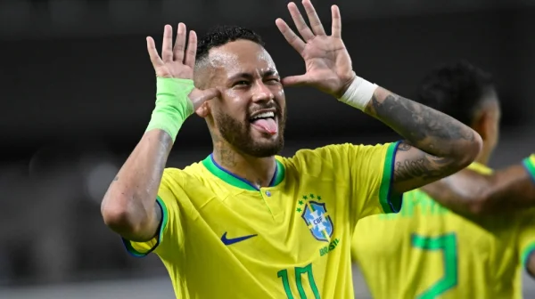 Neymar na tréninku profackoval syna brazilské legendy. Jeho chováním se zabývá vedení Santosu