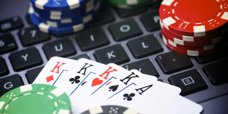 Muskův Grok poražen, Zuckerbergova Llama zbankrotovala. Pokerový triumf slaví OpenAI