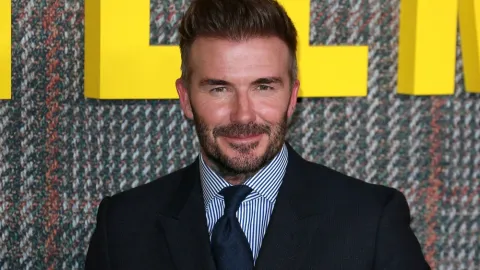 David Beckham je prý skutečný gentleman. Asistoval na sjezdovce u zraněné lyžařky