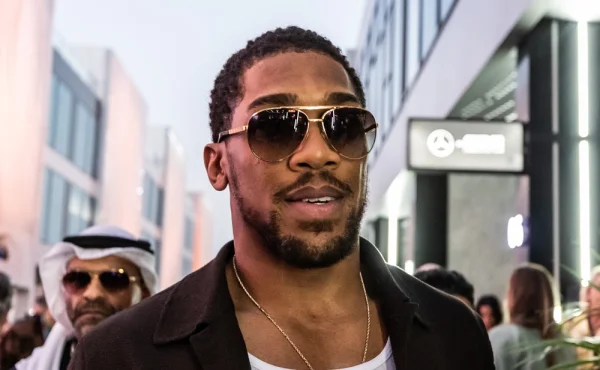 Nová fakta: Joshuovi zachránilo život, že překážel šoférovi ve výhledu