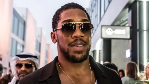 Nová fakta: Joshuovi zachránilo život, že překážel šoférovi ve výhledu