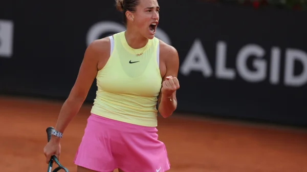 Nakopu ti! Aryna Sabalenková se pustila před exhibicí ostře do Kyrgiose