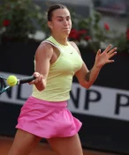 Chystá se být tenisovou babičkou? Pro Sabalenkovou přicházejí výzvy v podobě teenagerek