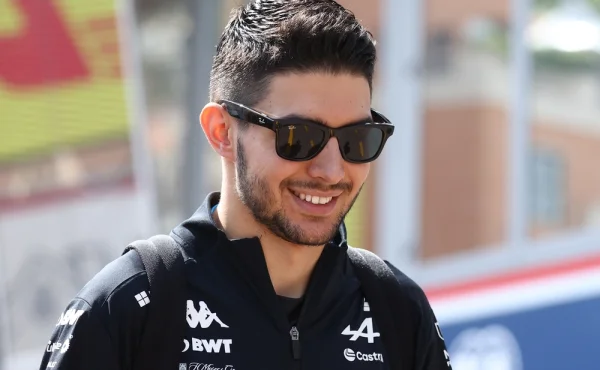 Ocon versus internetoví bojovníci: Pilot F1 dostává kvůli kolizi výhrůžky smrtí