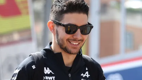 Ocon versus internetoví bojovníci: Pilot F1 dostává kvůli kolizi výhrůžky smrtí