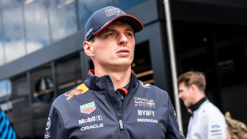 Využije Verstappen klauzuli k odchodu? Nemyslím si, doufá šéf společnosti Red Bull