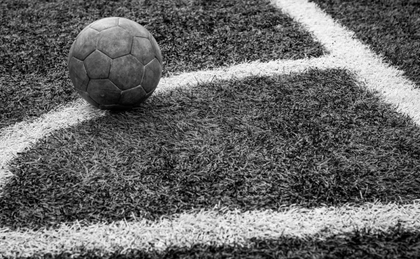 Neuhráli ještě ani bod, i tak si zpívají. Fotbalisté z Nového Knína jsou hitem sociálních sítí
