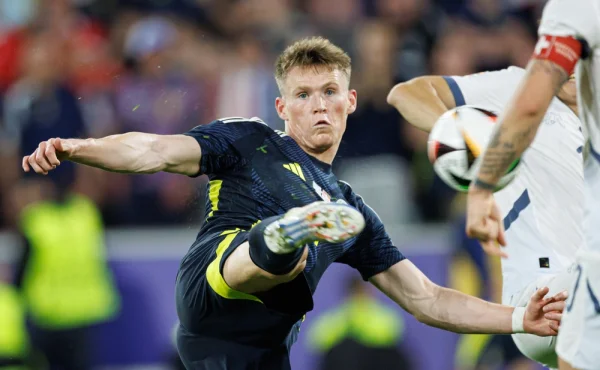 Je snad Superman, nebo Jordan? McTominay uhranul a orazítkoval postup Skotů