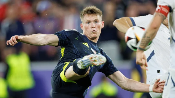 Je snad Superman, nebo Jordan? McTominay uhranul a orazítkoval postup Skotů