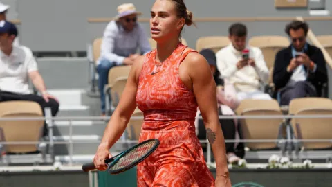 Sabalenková rozpálila své sledující. Představila průsvitný outfit pro Roland Garros