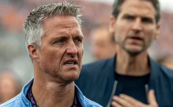 Schumi se znovu ožení. Po coming outu přichází na řadu honosná svatbu