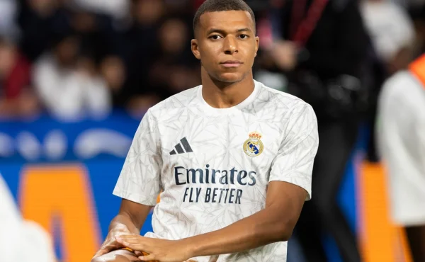 Vypadni! Víc než čtyři miliony fanoušků Realu žádá v petici, aby Mbappé odešel