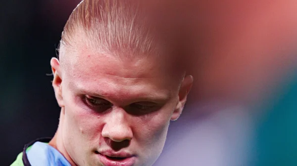 Vystresovaný Haaland reaguje na Guardiolovu výhrůžku. Zveřejnil fotku ze svého vážení