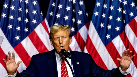Drahý prezident? Golfové výlety Donalda Trumpa stály Američany přes 1,6 miliardy