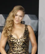 Vášnivá noc s manželem, naplánovala si Ronda Rousey po poslední bitce v kariéře