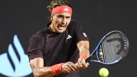 Nejlépe placená hodina tenisu v historii? Zverev vydělal přes 30 milionů korun za 59 minut hry
