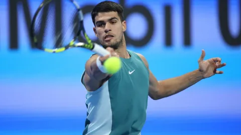 Kolik bot je moc? Carlos Alcaraz vozí na turnaje klidně třicet párů